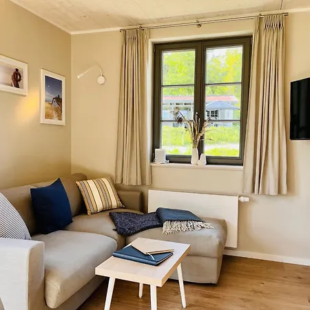 Inselsommer 10 Klein Stresow Ruegen By Ruyastay 度假居 普特布斯